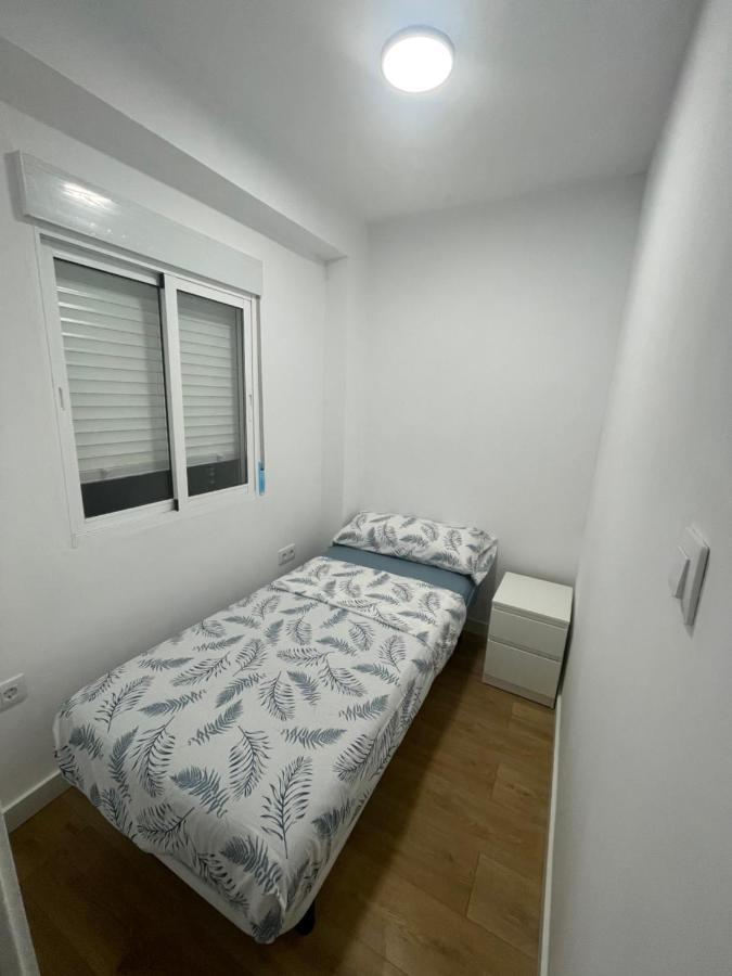 Familyhomestay บาเลนเซีย ภายนอก รูปภาพ
